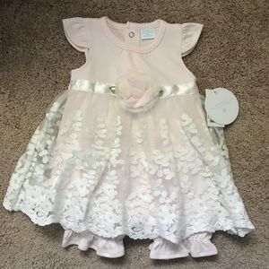 NWT Edgehill Collection Pink Floral & Lace Outfit